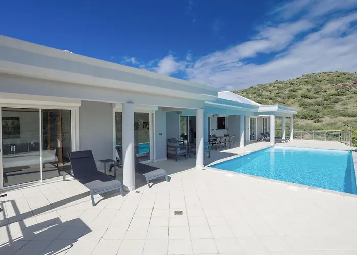 Villa Taiana